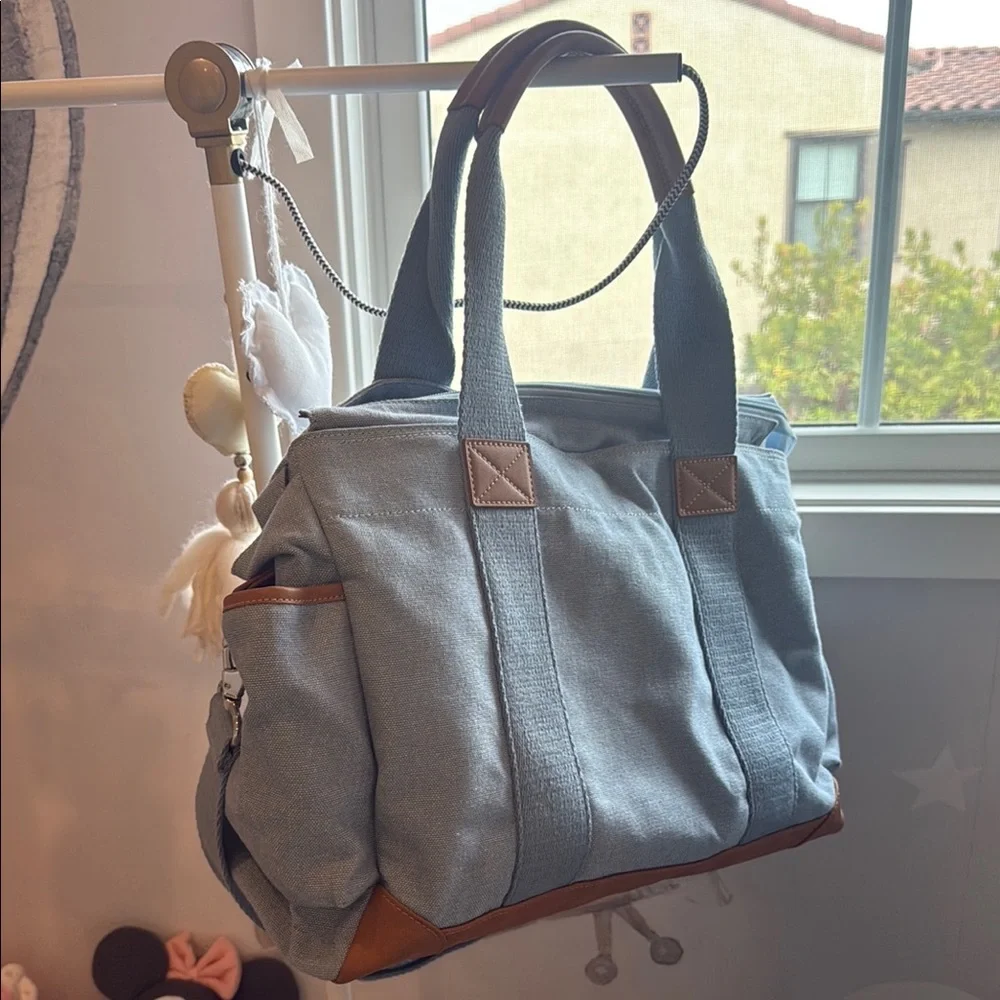 NWOT Pottery Barn Kids Stylish Denim and Leather  Brown Maternity Bag 💼 💙